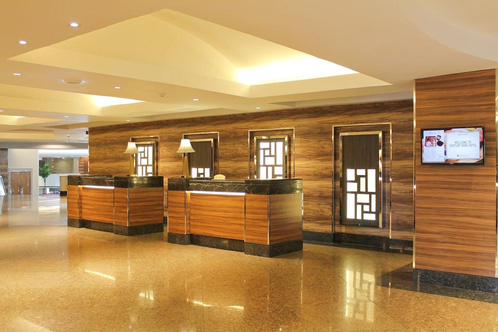 Century Park 4* Manila