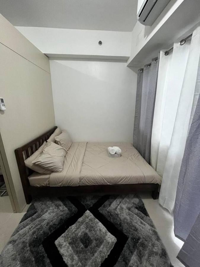 Stylish 1br @ Sm Southmall Apartment