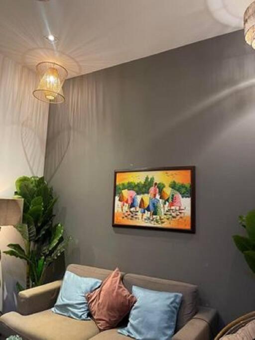Cozy & Spacious 2br Penthouse In Makati Apartment *