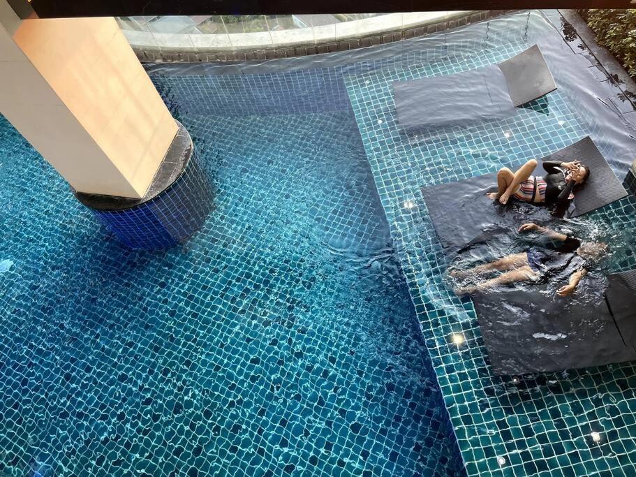 Cozy & Spacious 2br Penthouse In Makati * Manila