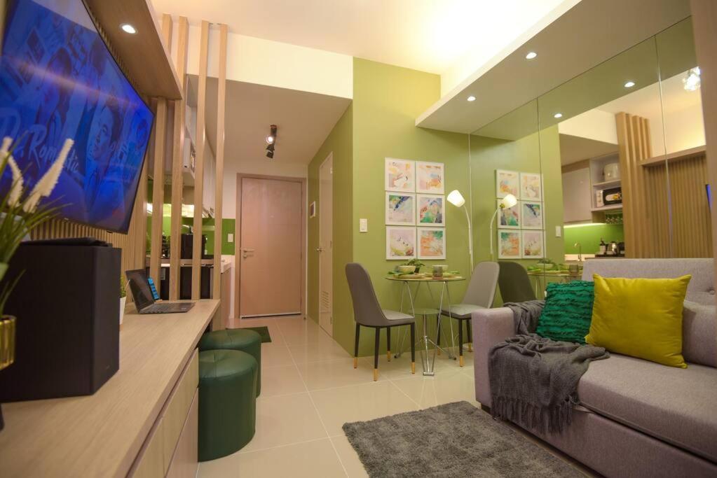 Apartment Luxe & Cozy 1br Apt With Netflix/pool/mall/cinema *