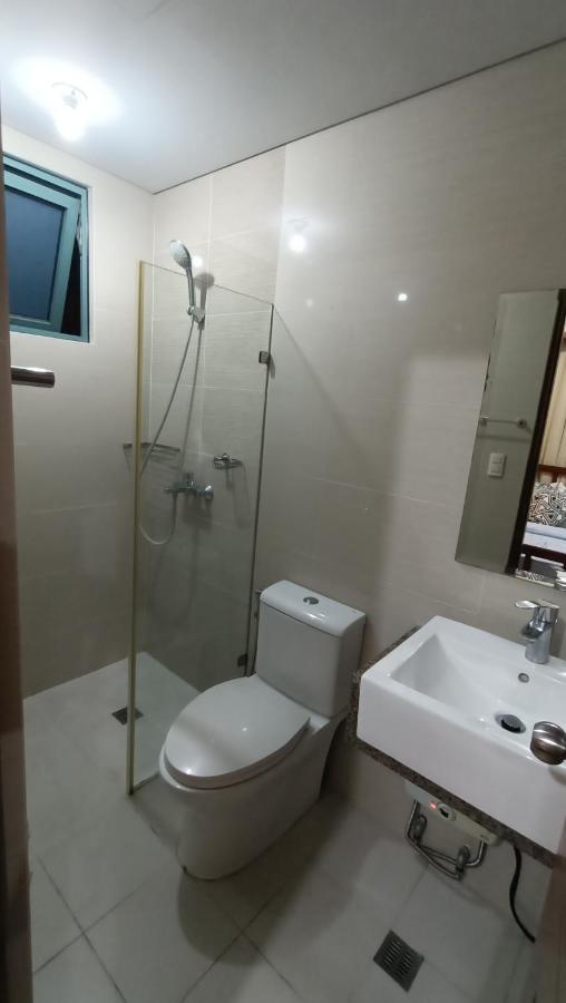 Hilander's Condotel Near Terminal 3 Airport Apartment *