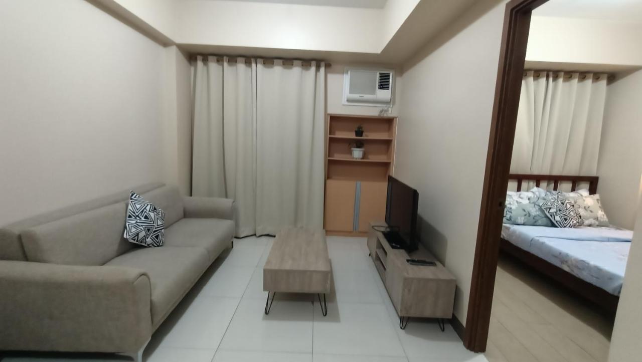 Hilander's Condotel Near Terminal 3 Airport *