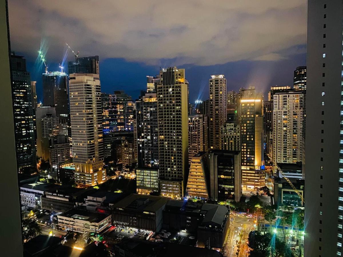 Apartment Stonewood In Jazz Residences Makati 2x Bigger Unit Manila