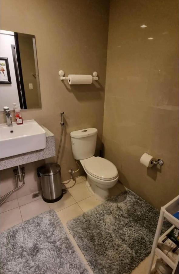 Residential By The Bay Apartment Manila