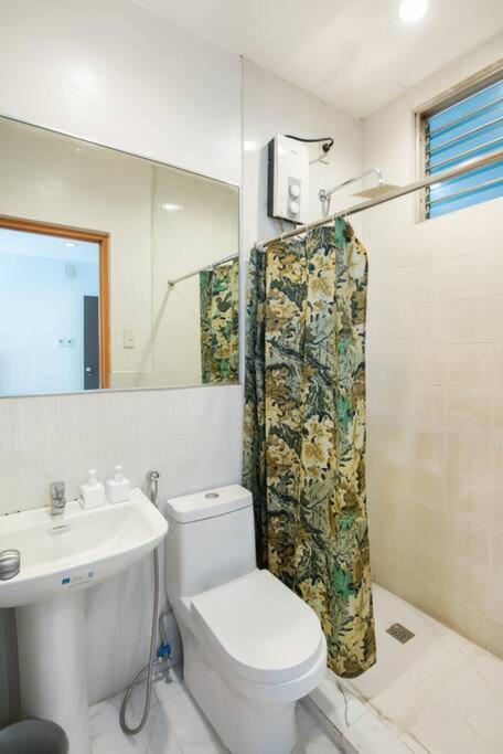 Jp Santiago Makati J207 Apartment