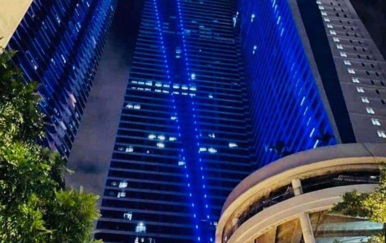 Apartment Air Luxury Makati Cbd With Balcony Manila