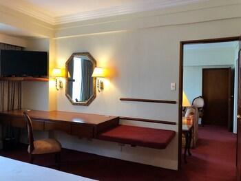 Hotel Manila Prince Hotel 4*