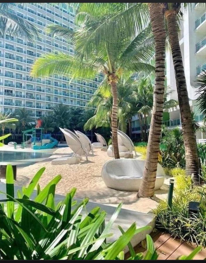 Azure Sm/city View 2 Bedrooms * Manila