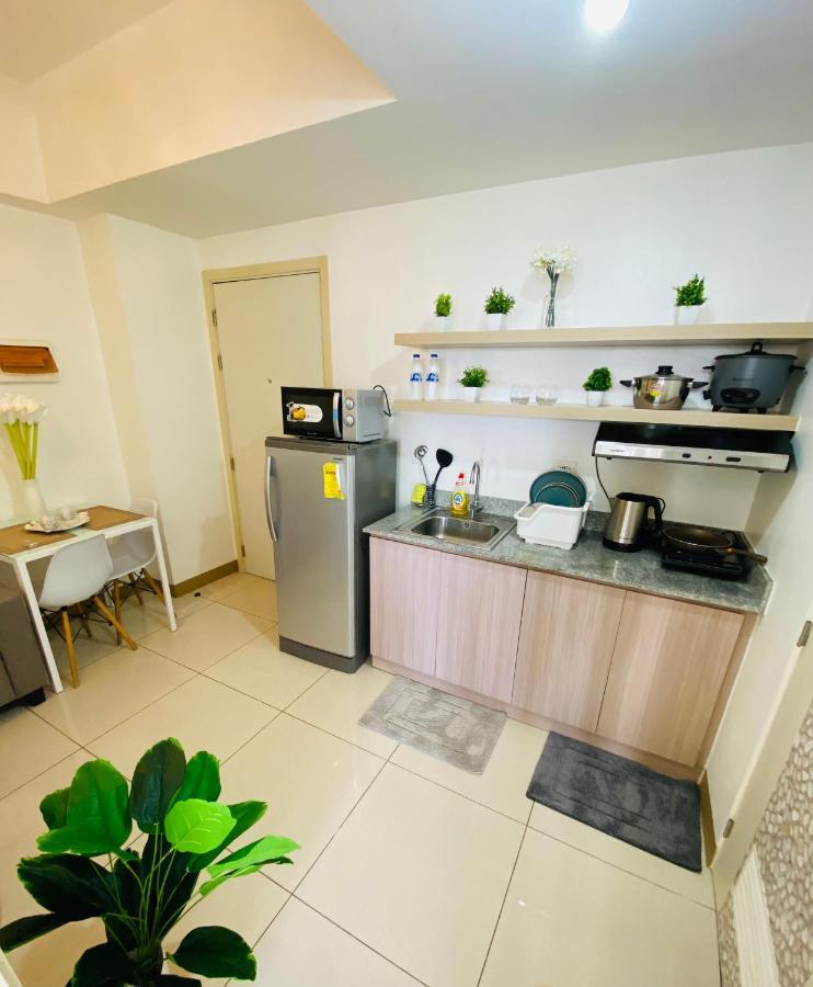 Luxury Two Bedroom With Balcony In South Of Pinas Apartment