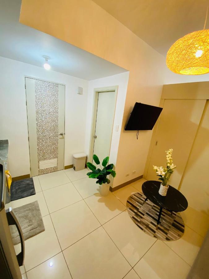 Luxury Two Bedroom With Balcony In South Of Pinas Apartment