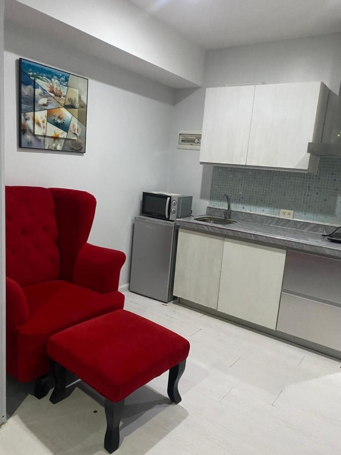 Azure Deluxe Beachview Apartment