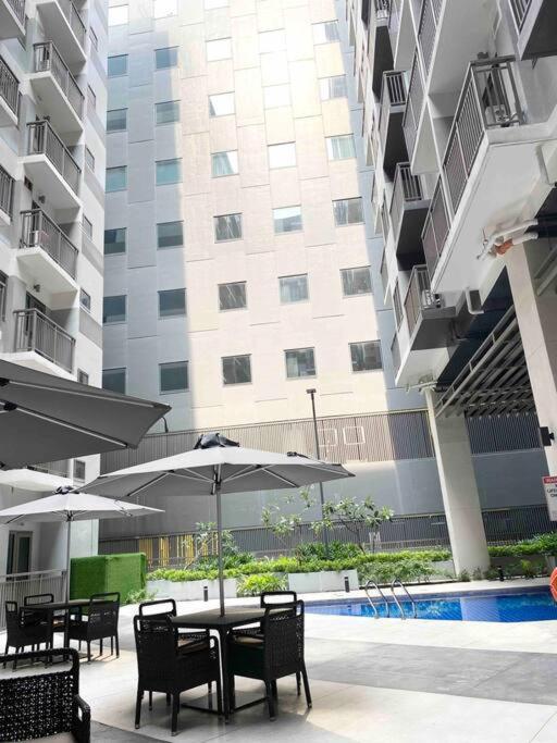 Cynn S Residences At Moa Apartment *