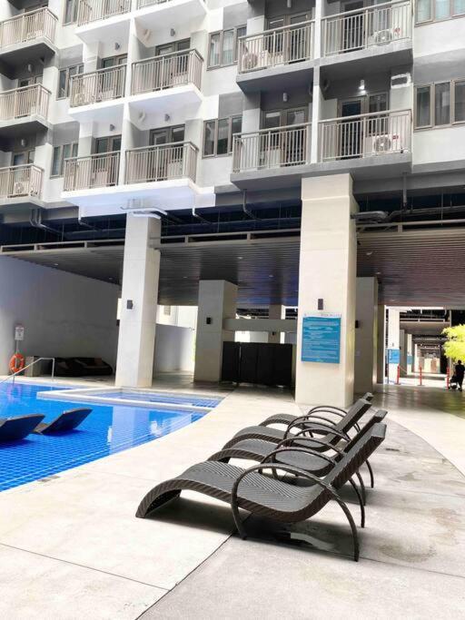 Cynn S Residences At Moa * Manila