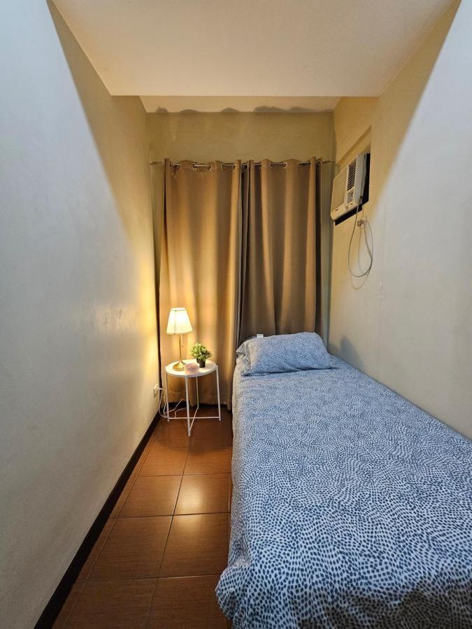 2br Oasis In Makati San Lorenzo Apartment