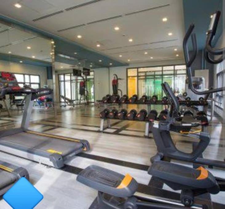 Venice Group Staycation & B1 Pay Parking Manila