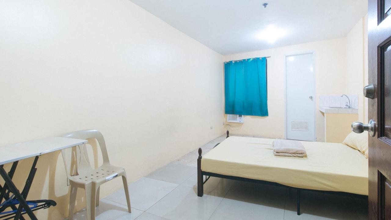 Mervin's Terraces By Reddoorz * Manila