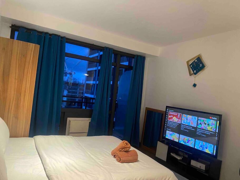43f Gramercy With Wi-fi & Pool Access Apartamento Manila