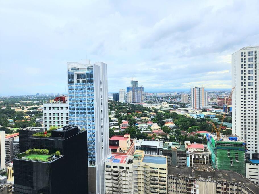 Kl Tower Cosy With Balcony Sauna Gym Pool Near Greenbelt