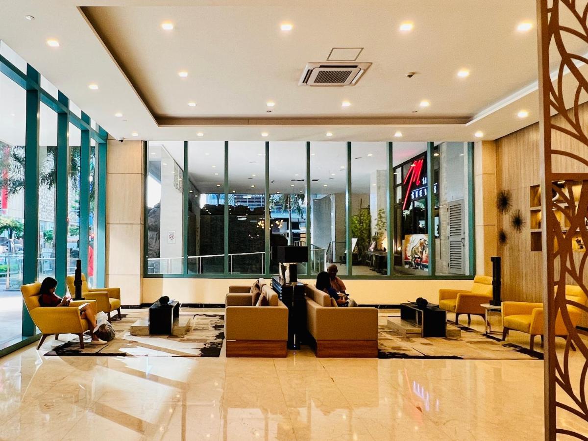 Bgc Luxury - Pool, Wi-fi, View - 11 Apartamento