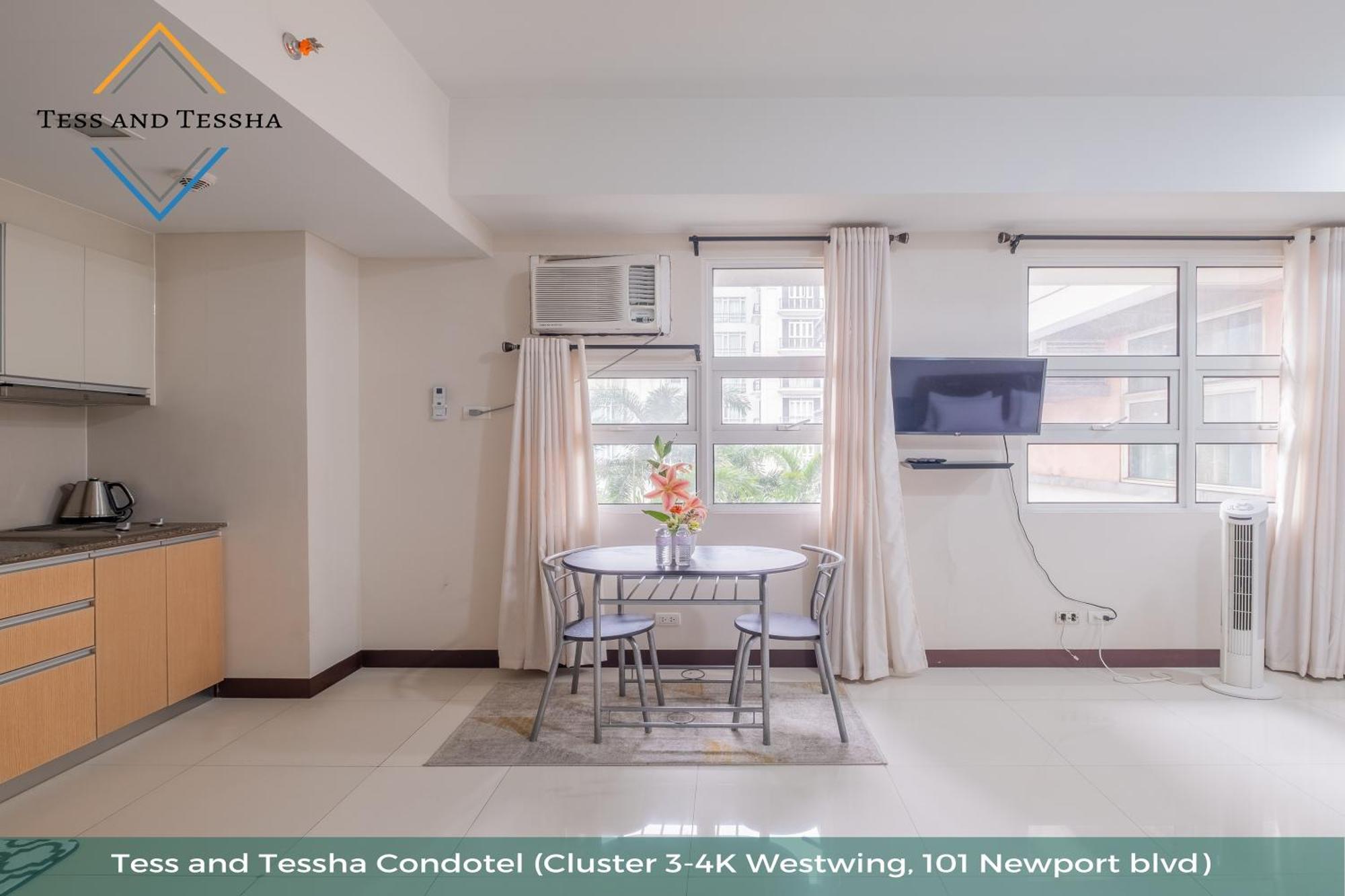 Tess And Tessha Condotel Near T3 Airport Manila