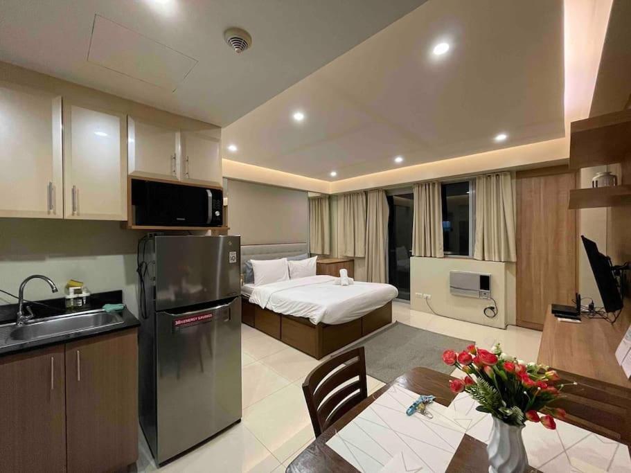 Cozy Near Naia T3 @ Palm Tree Manila