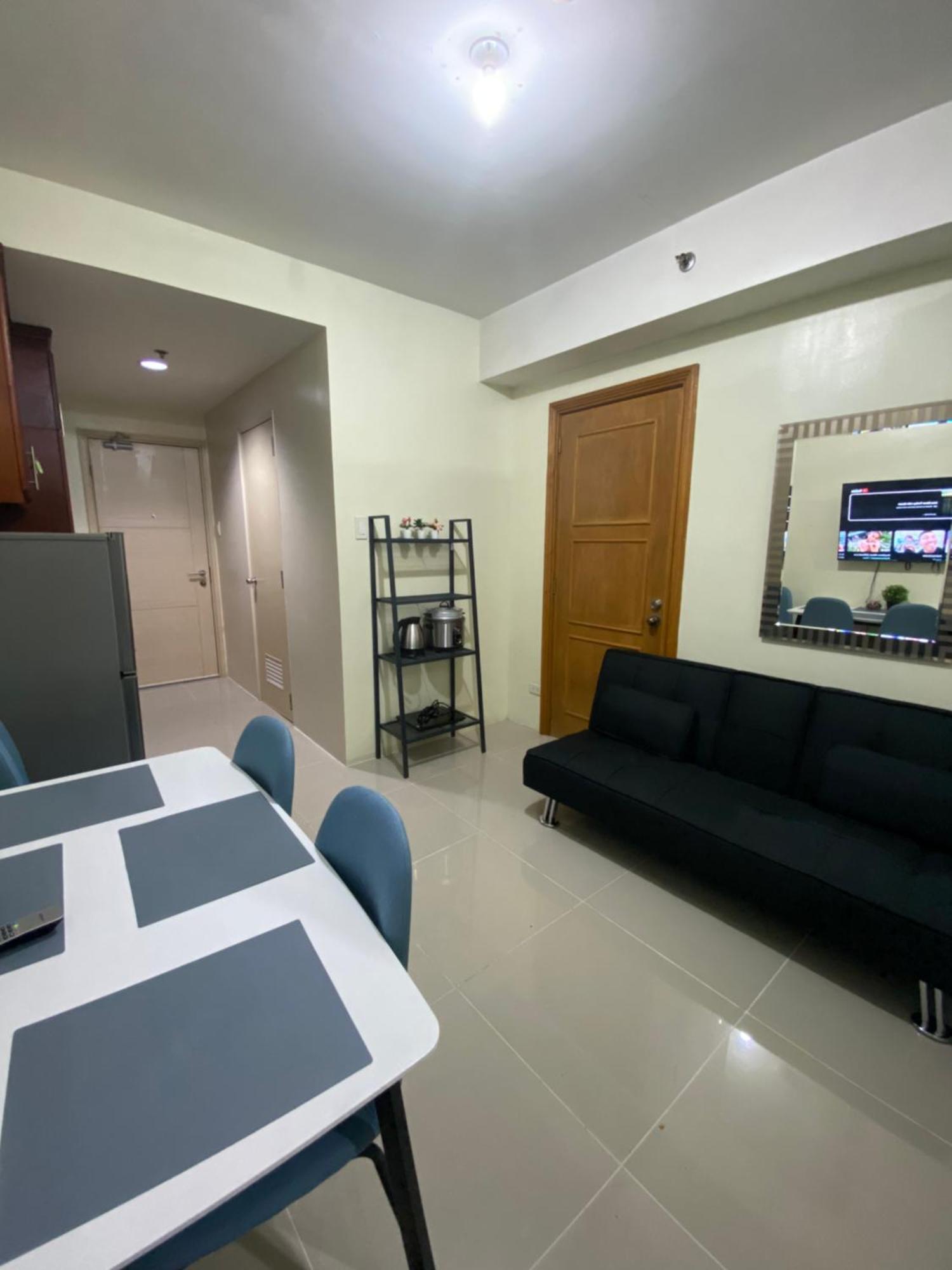 Sea Residences Moa Complex - Ruffa's Condotel *