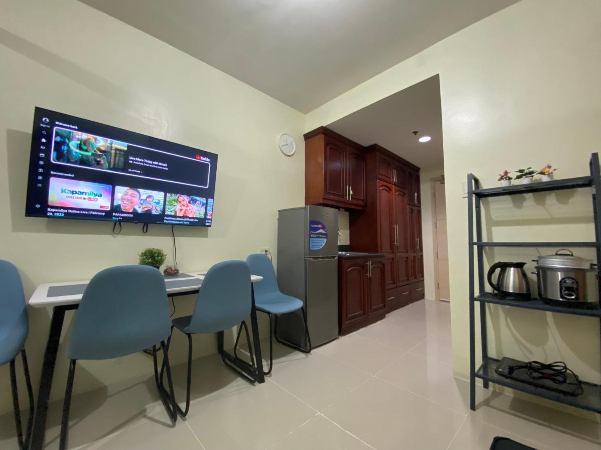 Sea Residences Moa Complex - Ruffa's Condotel Apartment *