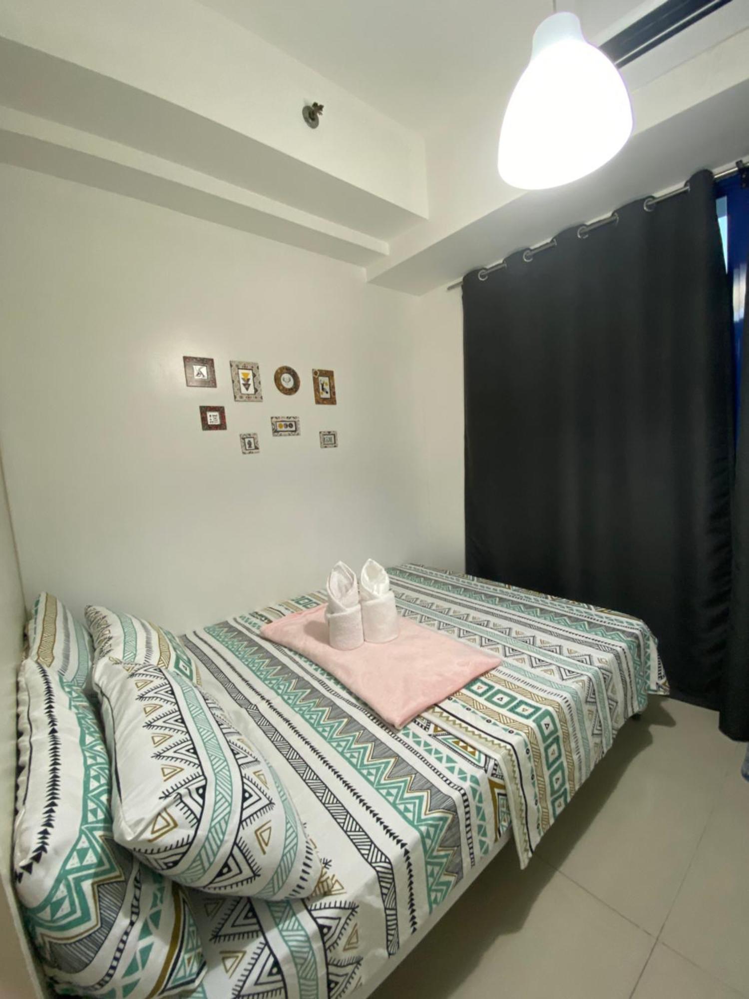 Sea Residences Moa Complex - Ruffa's Condotel *
