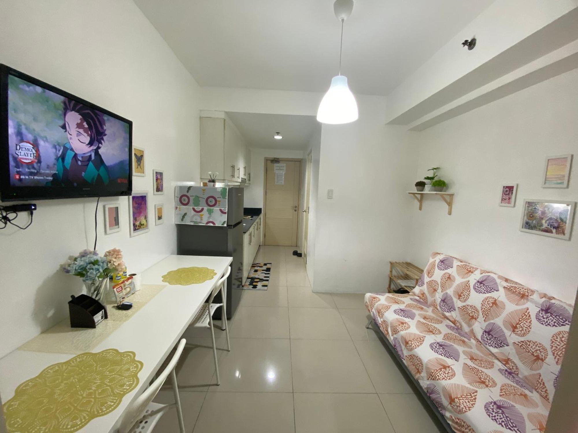 Sea Residences Moa Complex - Ruffa's Condotel Apartment