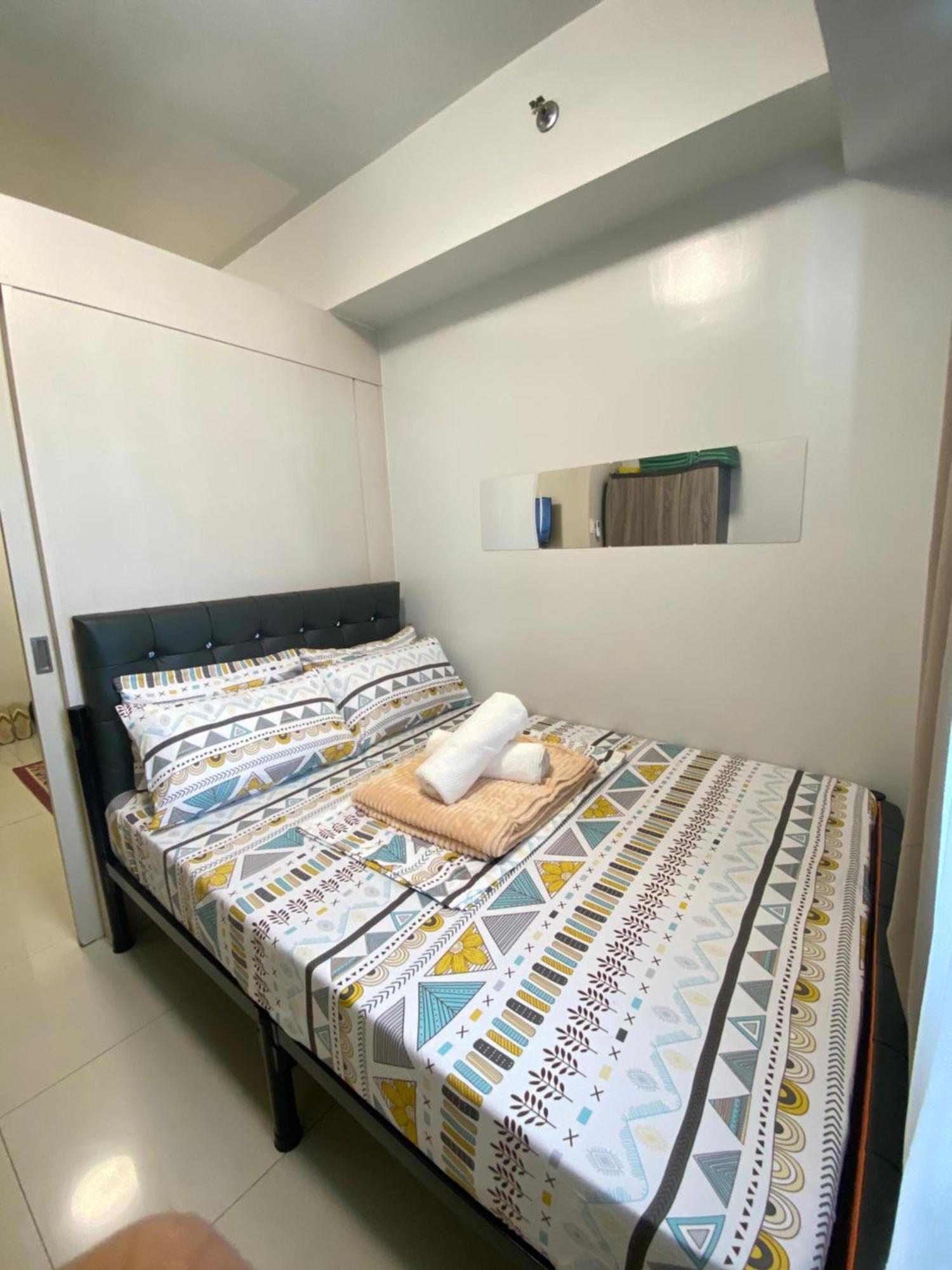Sea Residences Moa Complex - Ruffa's Condotel