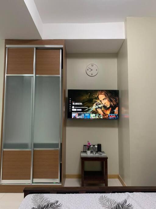 Milia W/ Free Use Of Swimming Pool & Gym Apartment