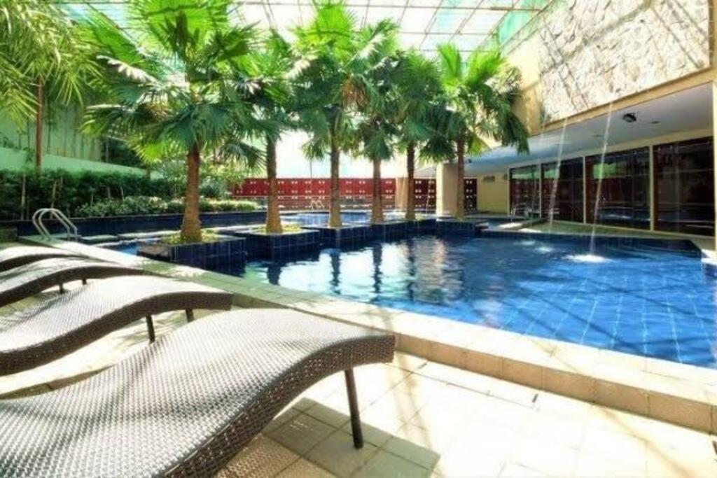 Apartment Milia W/ Free Use Of Swimming Pool & Gym Manila