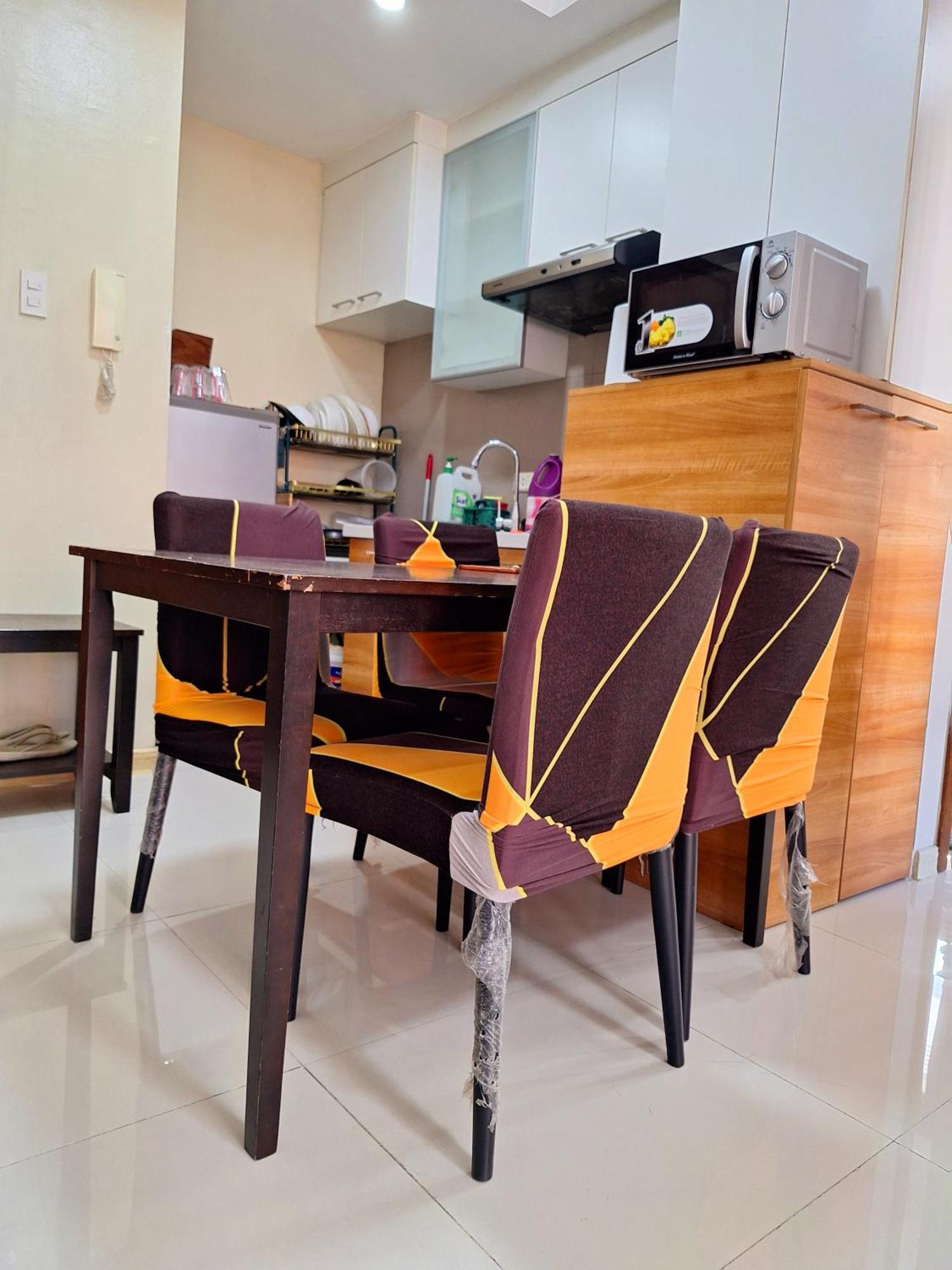 U806 2bedrooms Poolaccess Netflix Wifi85mbps Karaoke * Manila