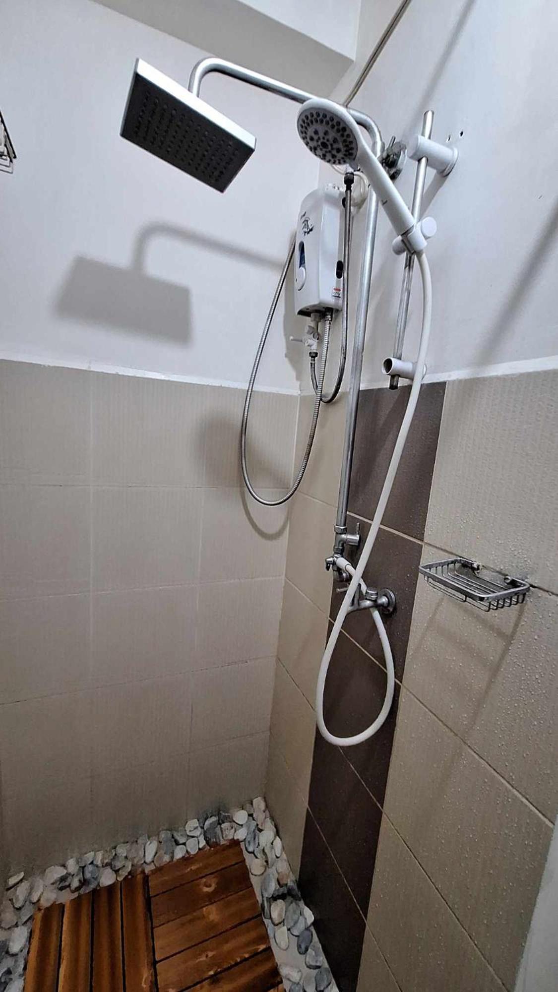 Stylish 1br With Wifi And Queen Size Bed In Grace Res Apartment Manila