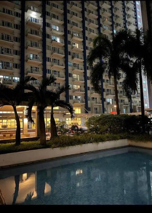 Apartment Overnight@ Light Manila