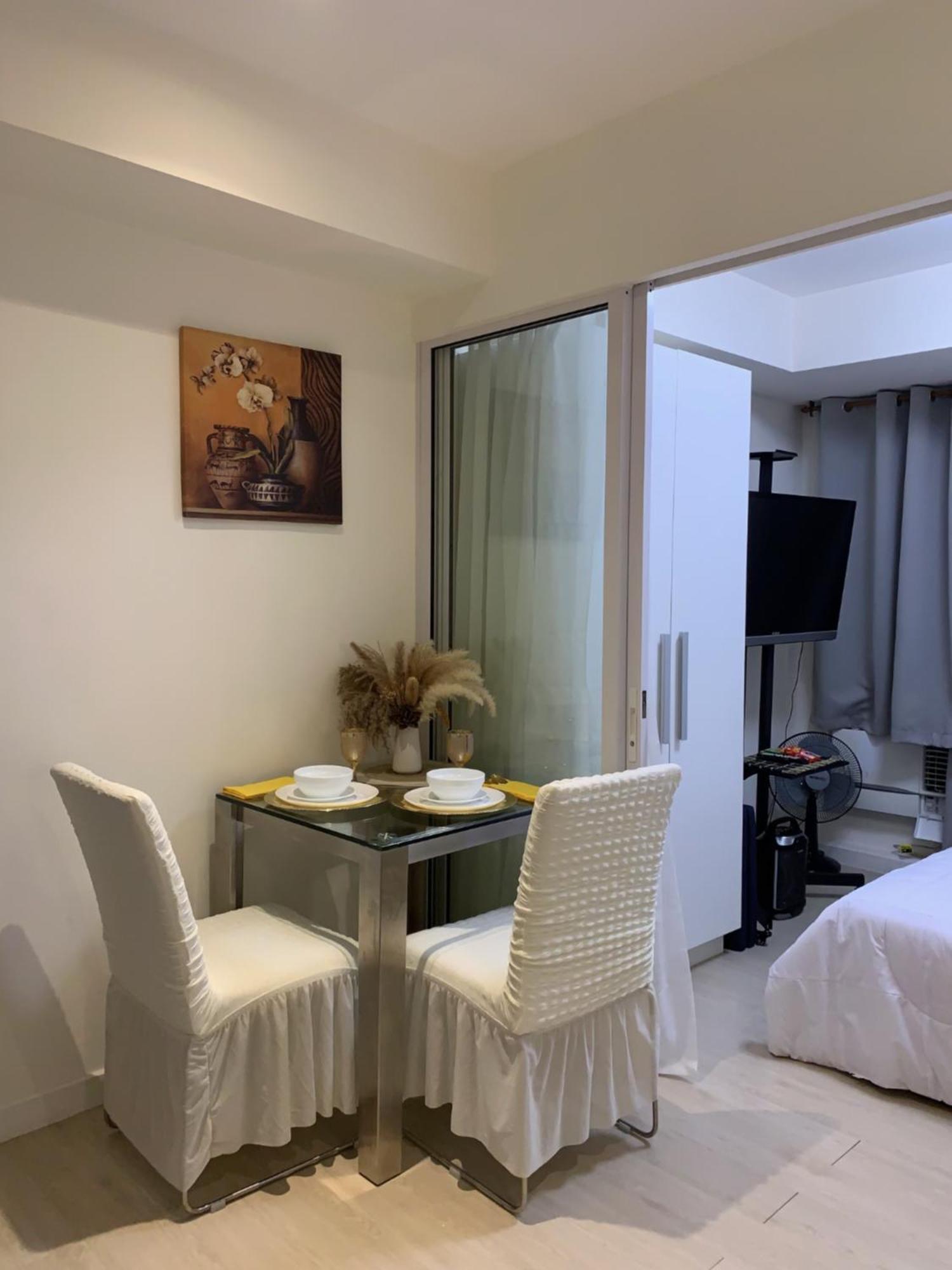 Apartment Granduer Staycation Manila
