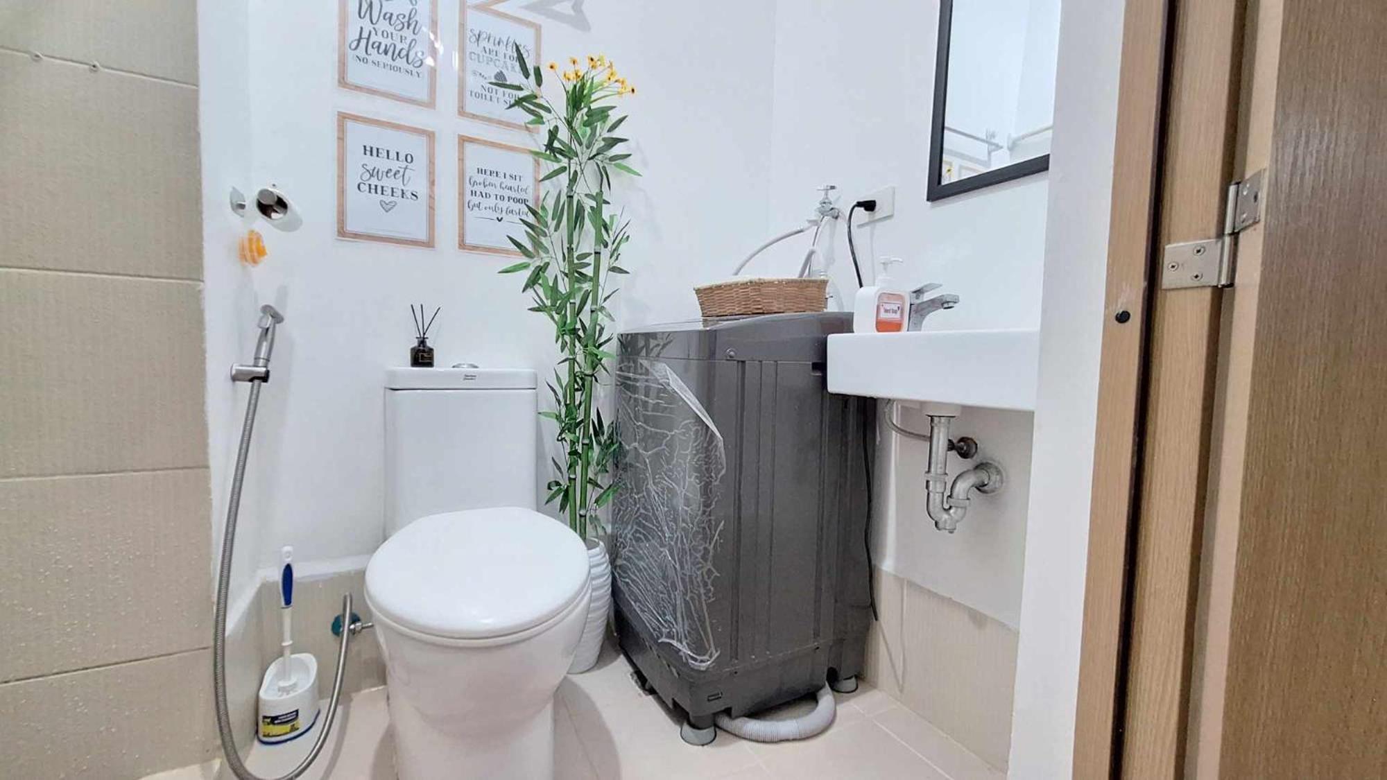 1 Bedroom With Balcony Pool View And Wifi In Grace Residences