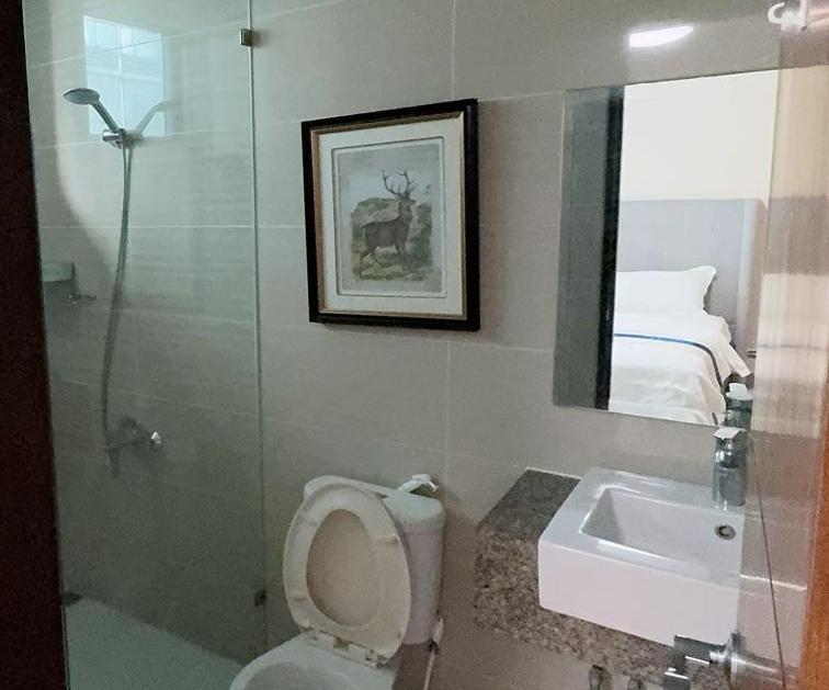 One Uptown Apartment