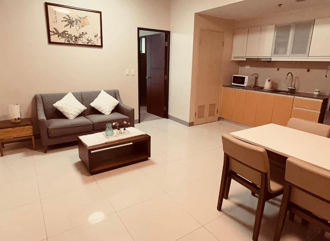 Apartment One Uptown *