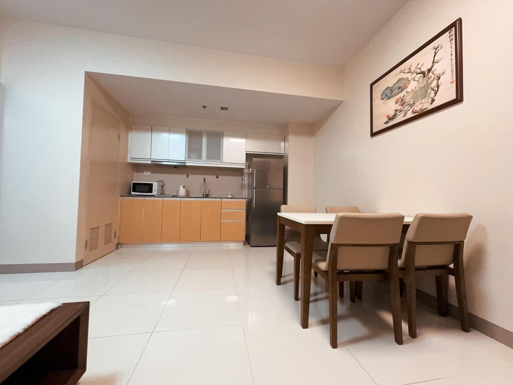 One Uptown Apartment Manila