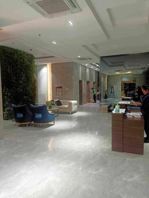 Milia W/ Free Use Of Swimming Pool & Gym Apartment Manila