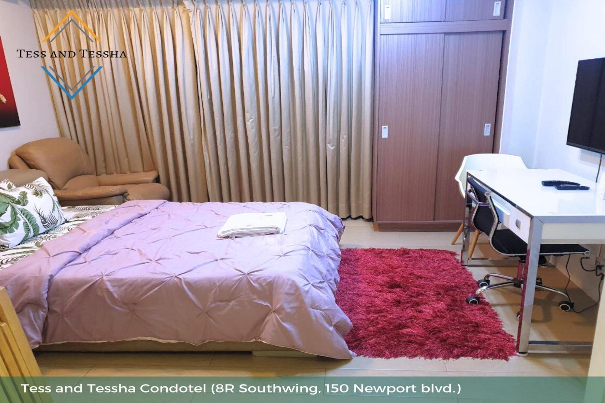 Tess And Tessha Condotel Near T3 Airport