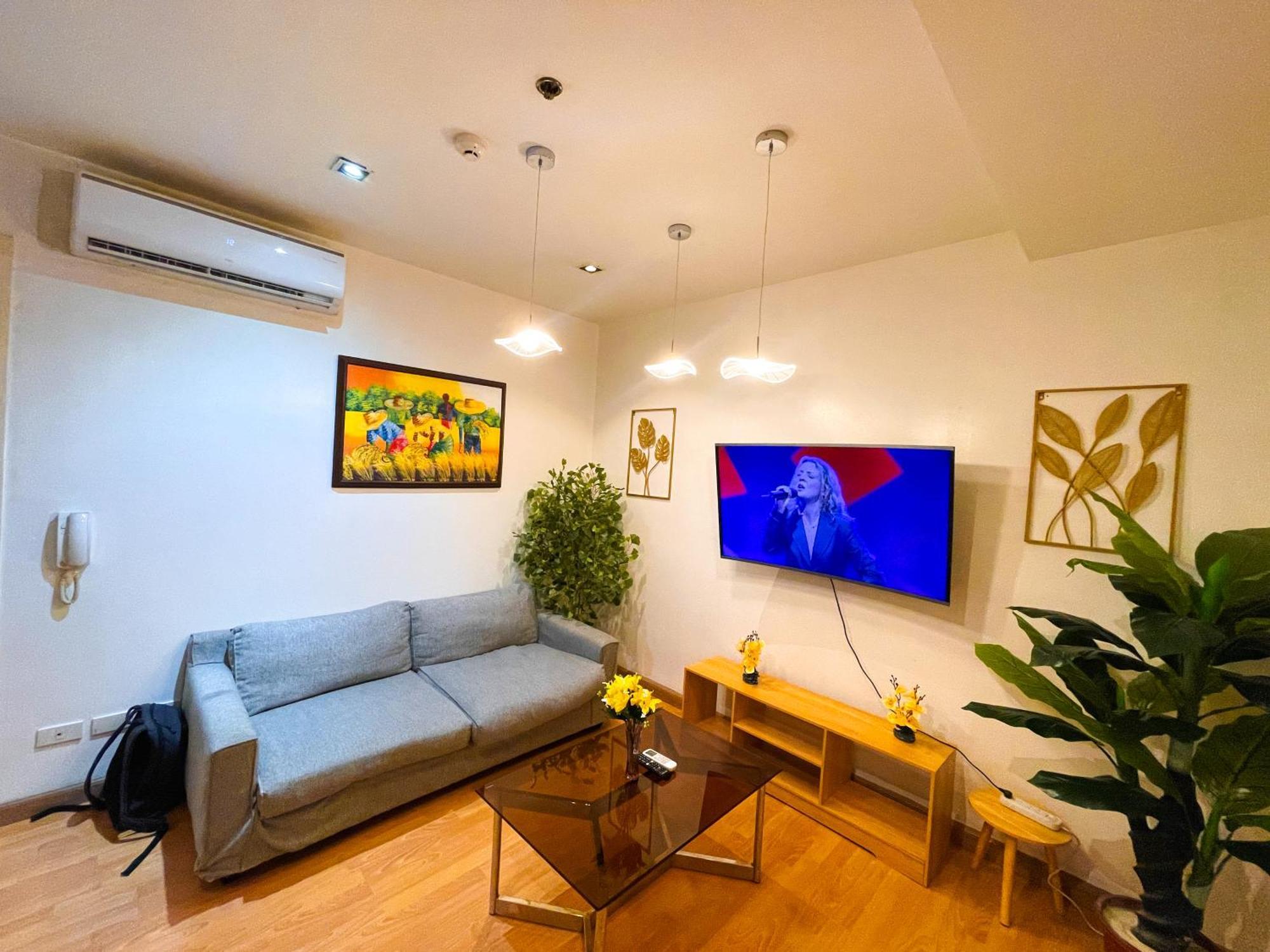Apartment Luxury 2br Penthouse In Gramercy, Makati *