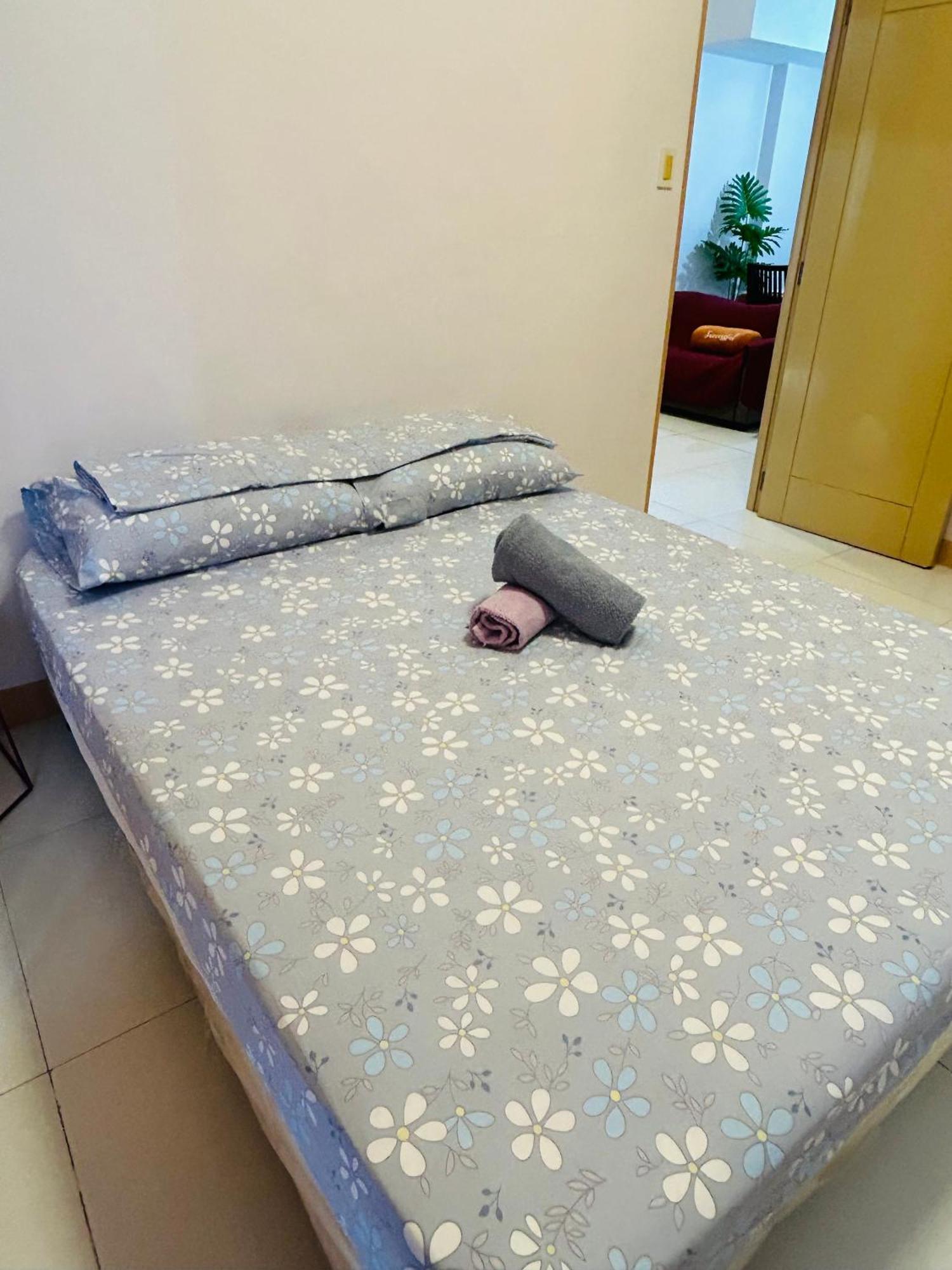 Eumins Place Apartment Manila