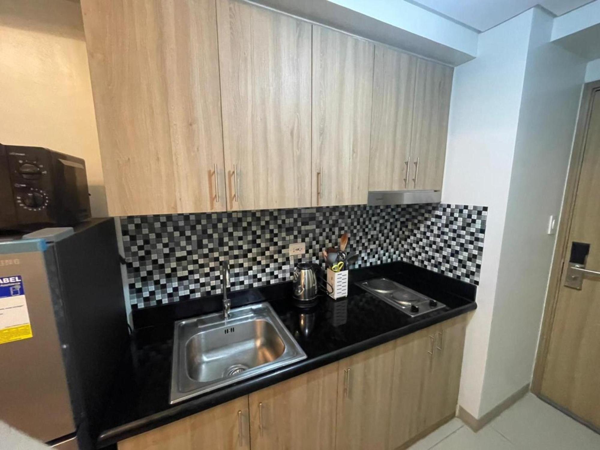 Moa Staycation At Shore 2 Apartment Manila