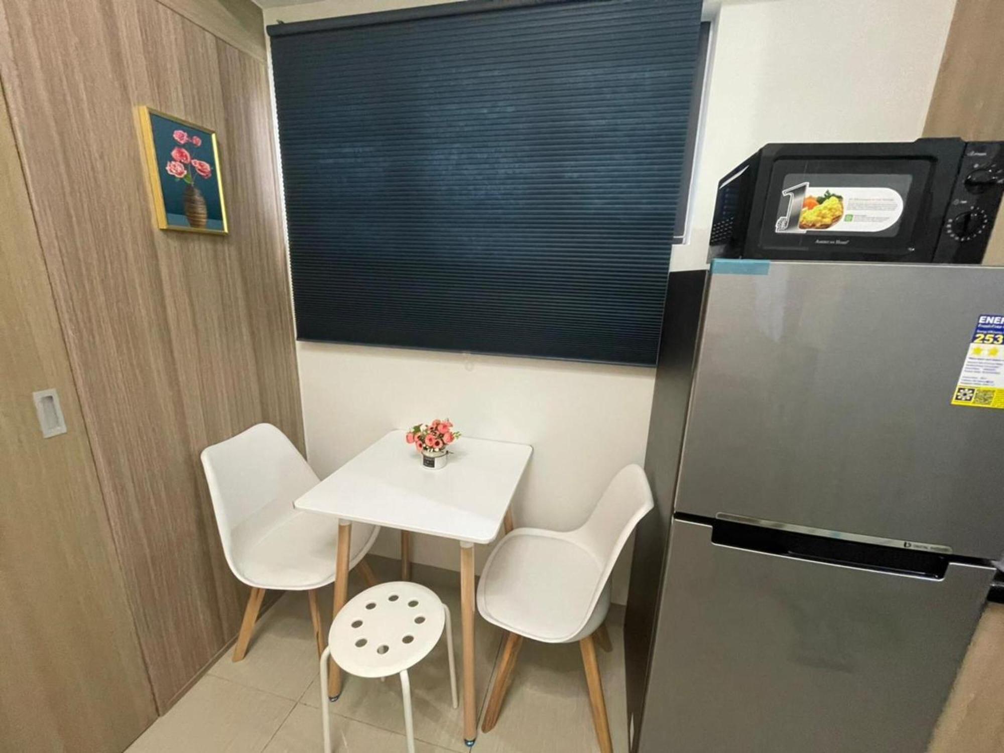 Moa Staycation At Shore 2 Apartment Manila