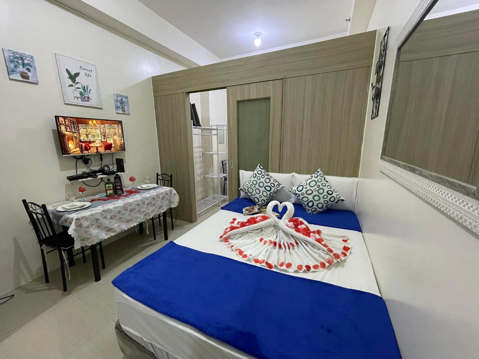 Shore Residences, Mall Of Complex By Pbyy Apartment