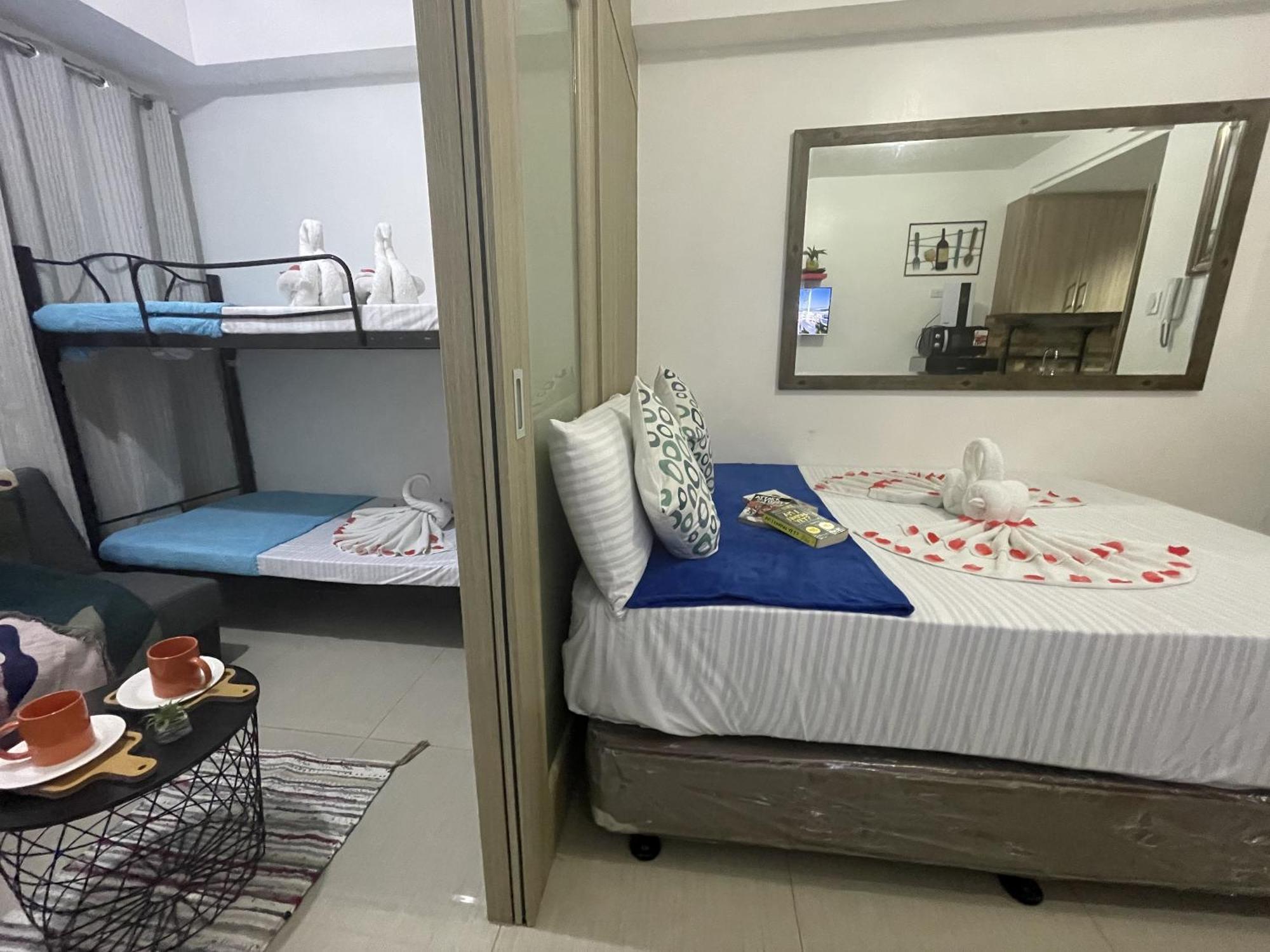 Shore Residences, Mall Of Complex By Pbyy * Manila