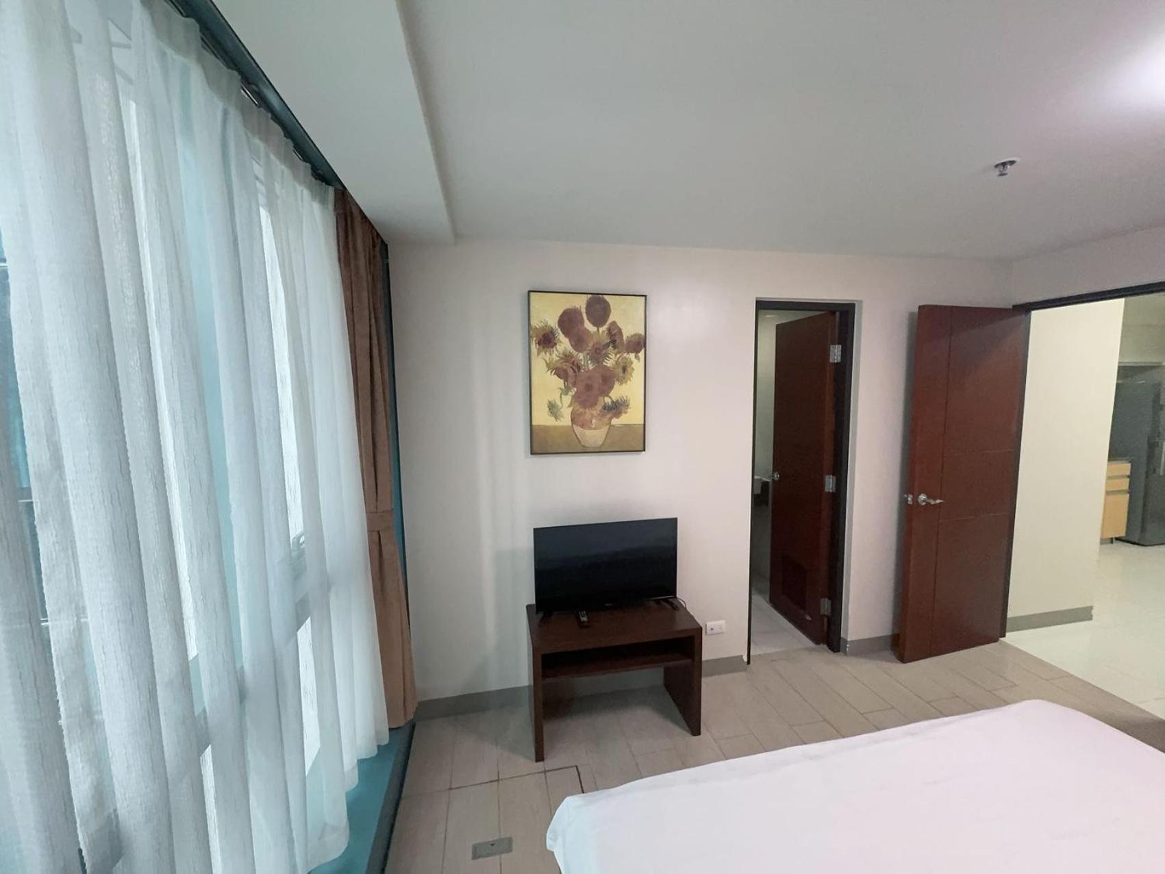 One Uptown Residences Manila